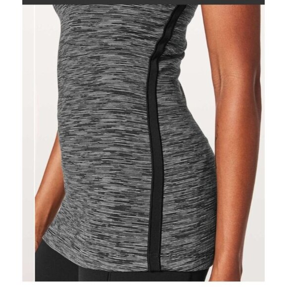 Lululemon Cool Racerback II Wee Are From Space Deep Coal Battleship Size 4 - Picture 5 of 10
